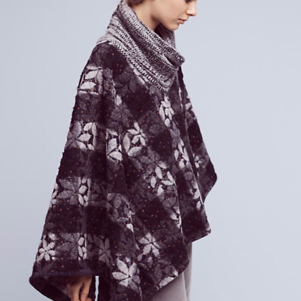 Anthropologie wool poncho worn once.